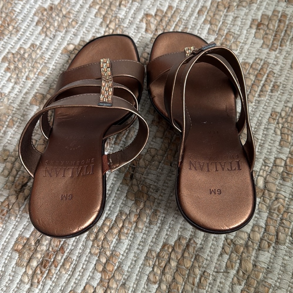 Italian Shoemakers Wedge Slip ons Metallic Bronze - Picture 3 of 4
